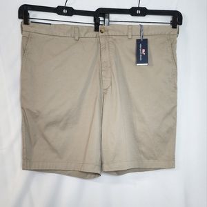 Vineyad Vines shorts size 48